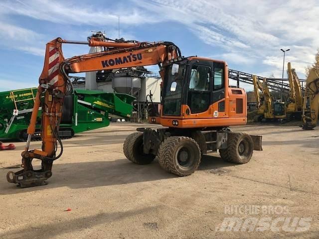 Komatsu PW148-10 Lastik tekerli ekskavatörler