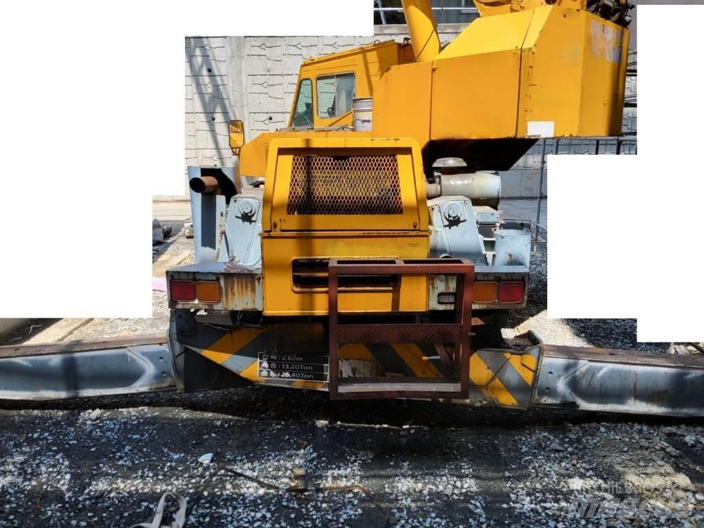 Tadano TR 250 M-5 Arazi Tipi Vinçler (RT)