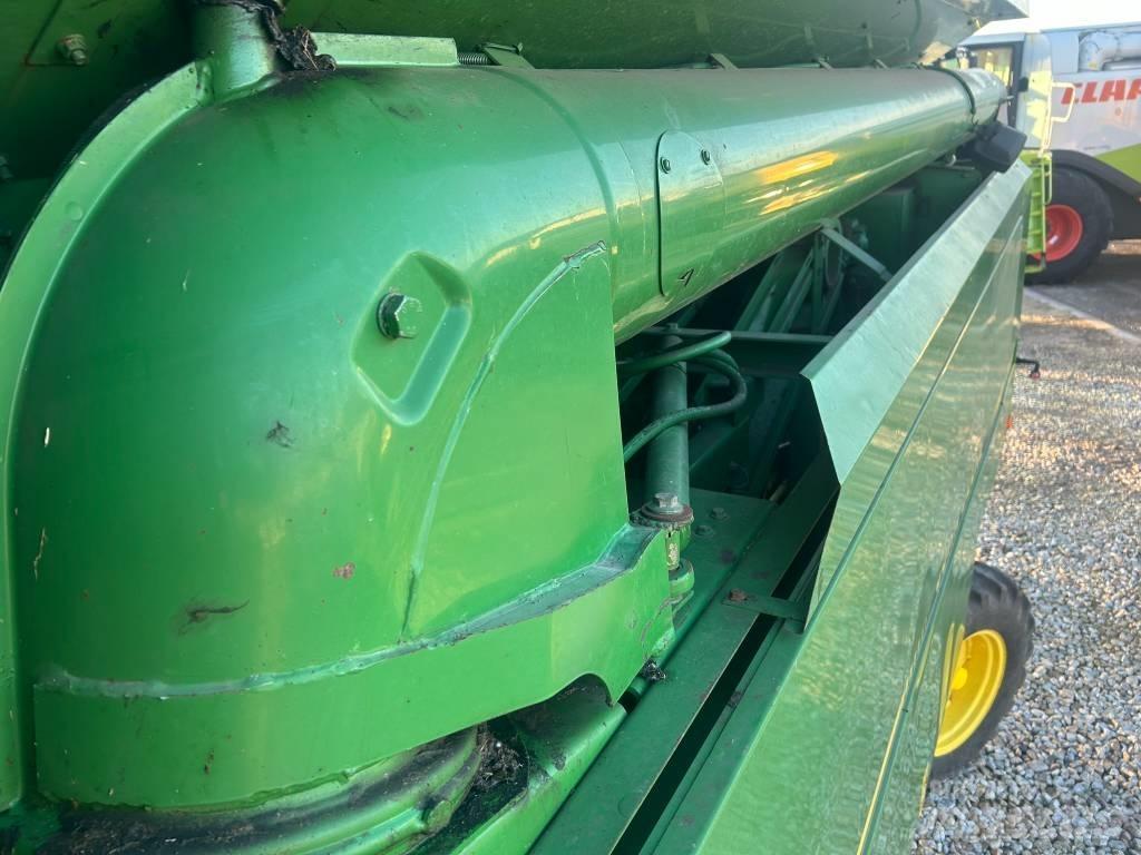 John Deere 2054 Biçerdöverler