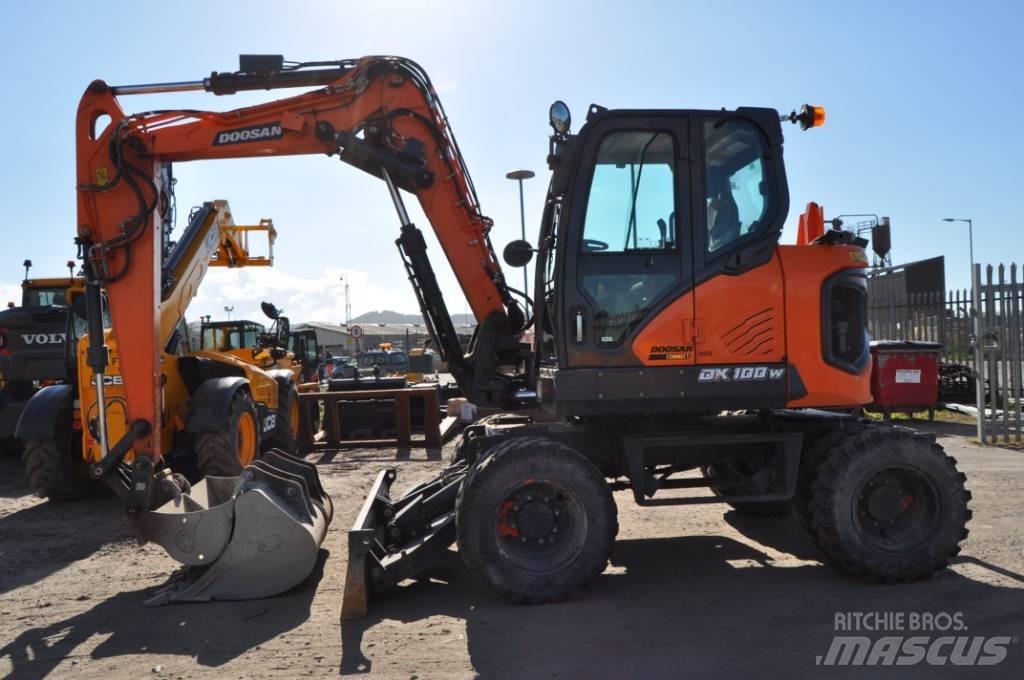 Doosan DX 100-7 Lastik tekerli ekskavatörler