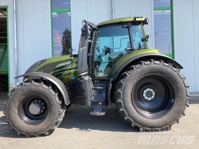 Valtra T 235 Versu Traktörler