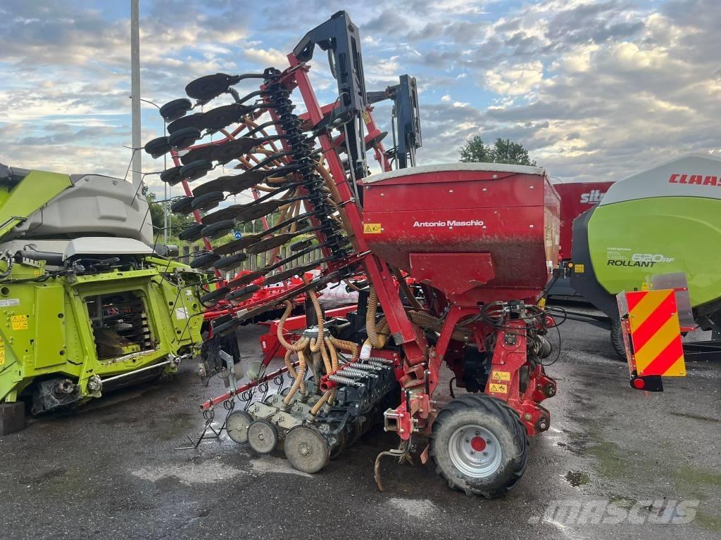 Mascar Montana 600 Hassas ekim makinalari