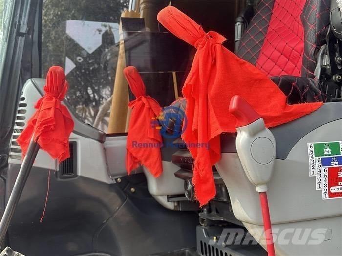 Komatsu PC 160 LC-7 Paletli ekskavatörler