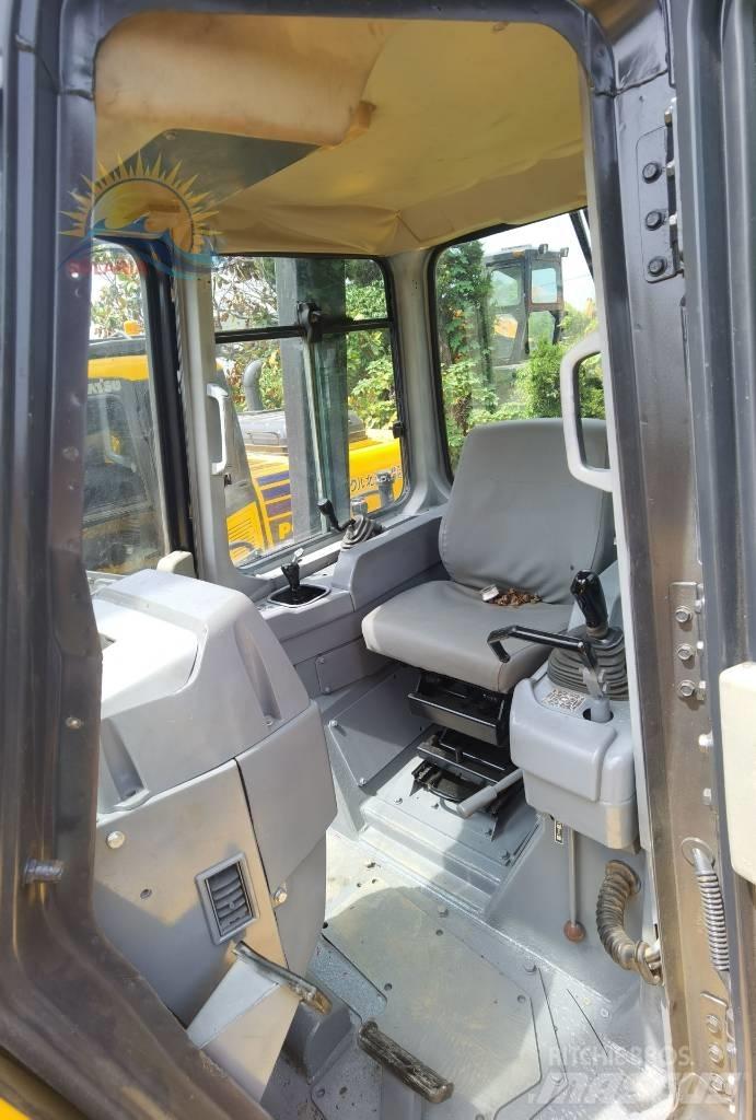 Komatsu D 155 Greyderler