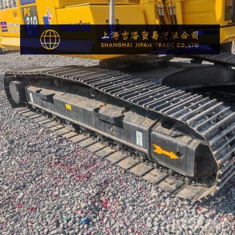 Komatsu PC 220 Paletli ekskavatörler