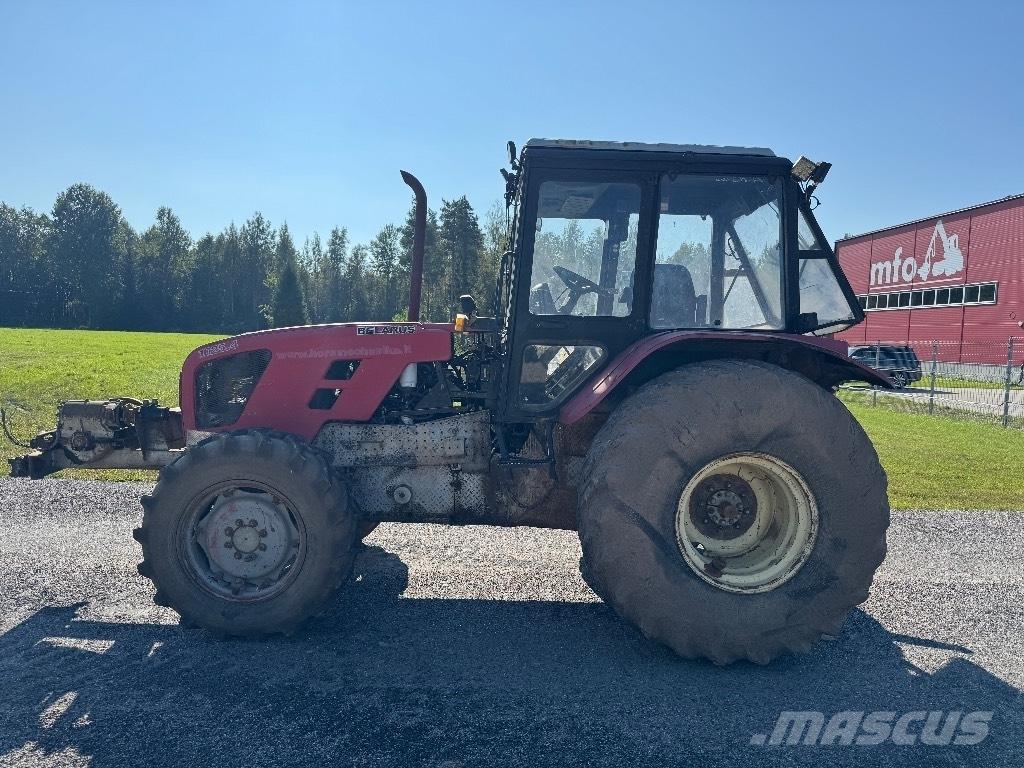 Belarus 1025.4 Orman traktörleri