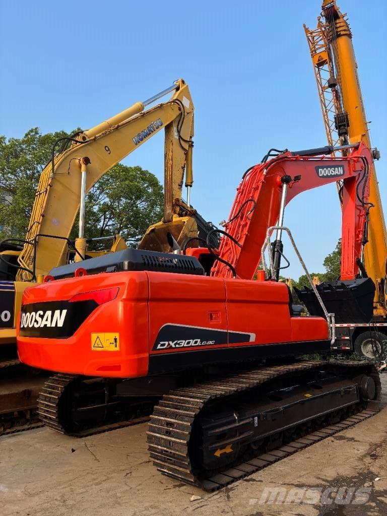 Doosan DX300LC-9C Paletli ekskavatörler