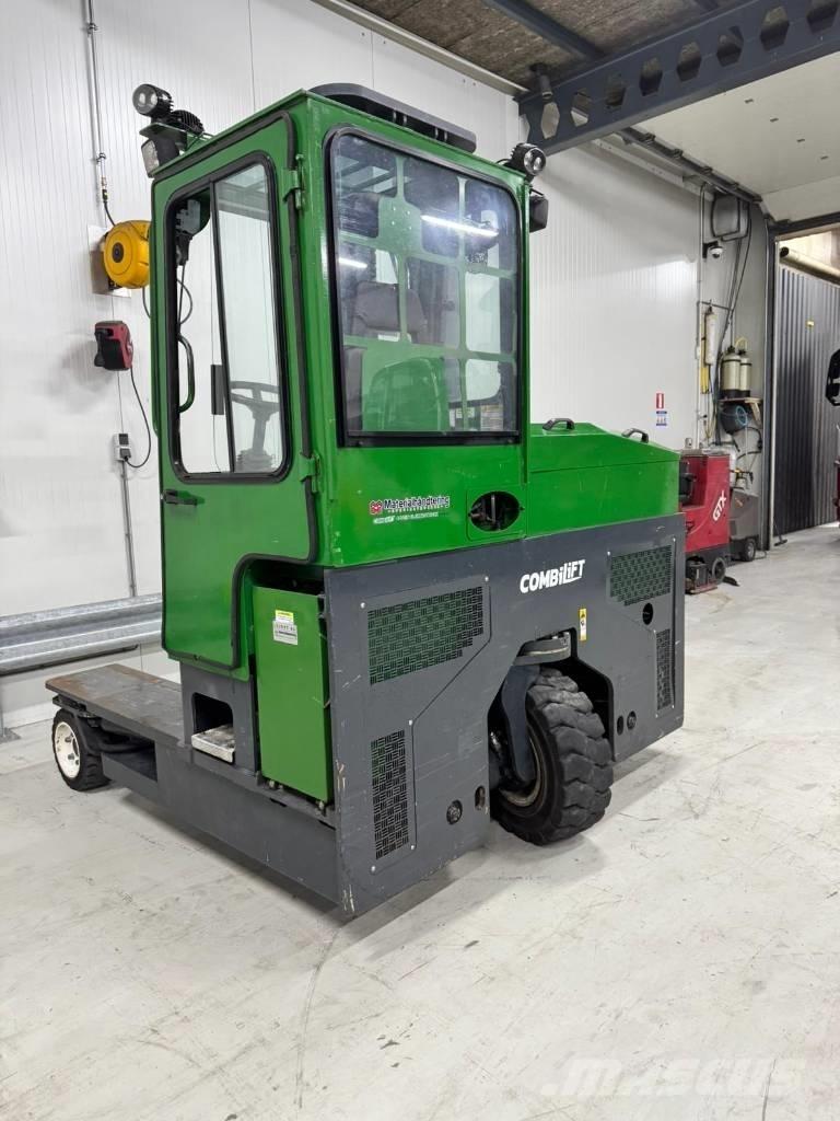 Combilift C 4000 E Sideloader - dört yönlü forkliftler