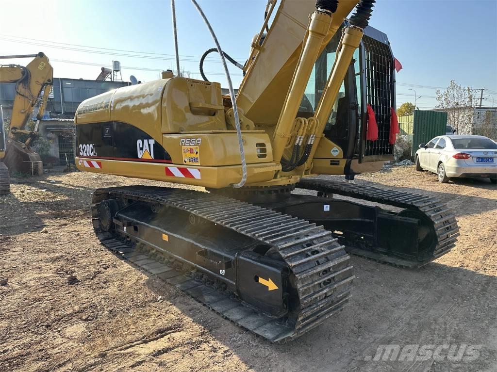 CAT 320 C L Paletli ekskavatörler