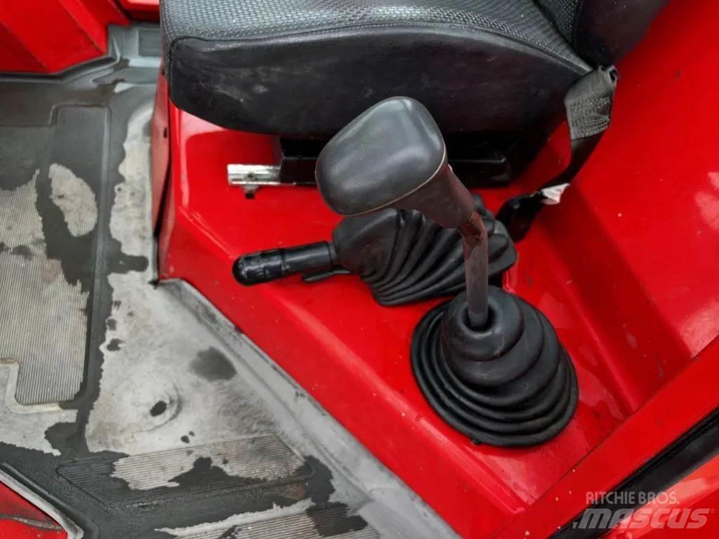 Manitou M30-4 4X4 Arazi tipi forklift