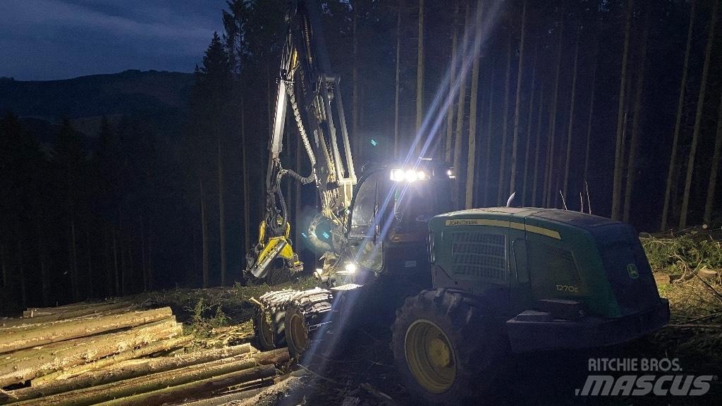 John Deere 1270 E Biçerdöverler