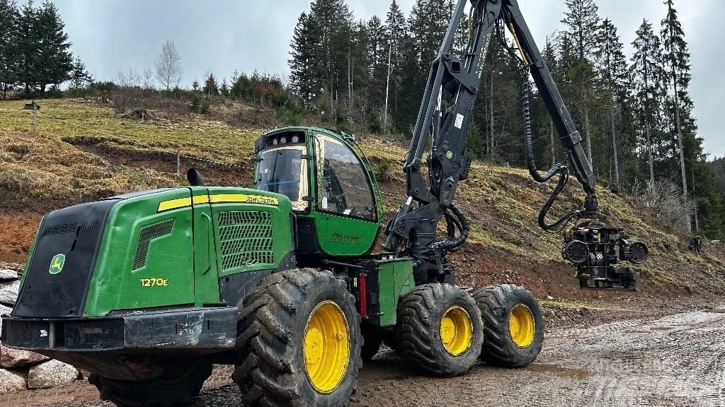 John Deere 1270 E Biçerdöverler