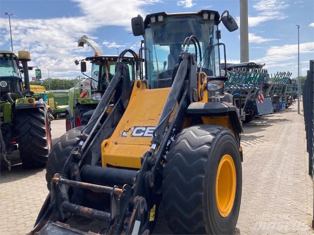 JCB 427 HT Tekerlekli yükleyiciler
