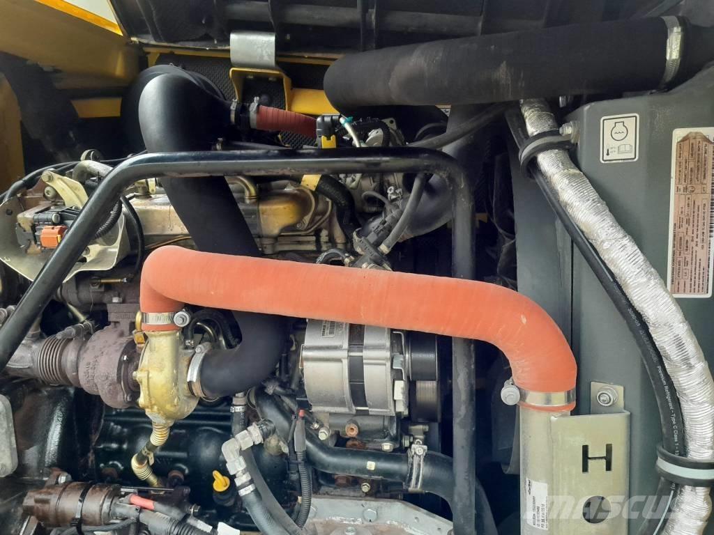 Wacker Neuson EW100 Lastik tekerli ekskavatörler