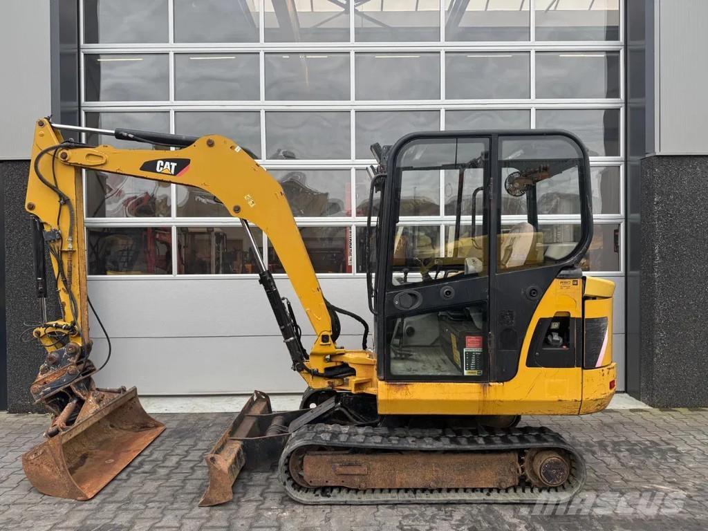 CAT 302.5C Mini ekskavatörler, 7 tona dek