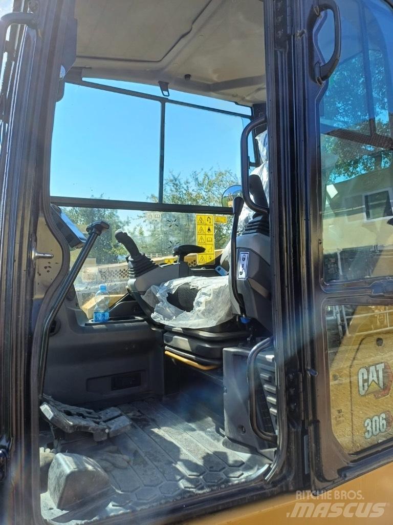CAT 306 Mini ekskavatörler, 7 tona dek