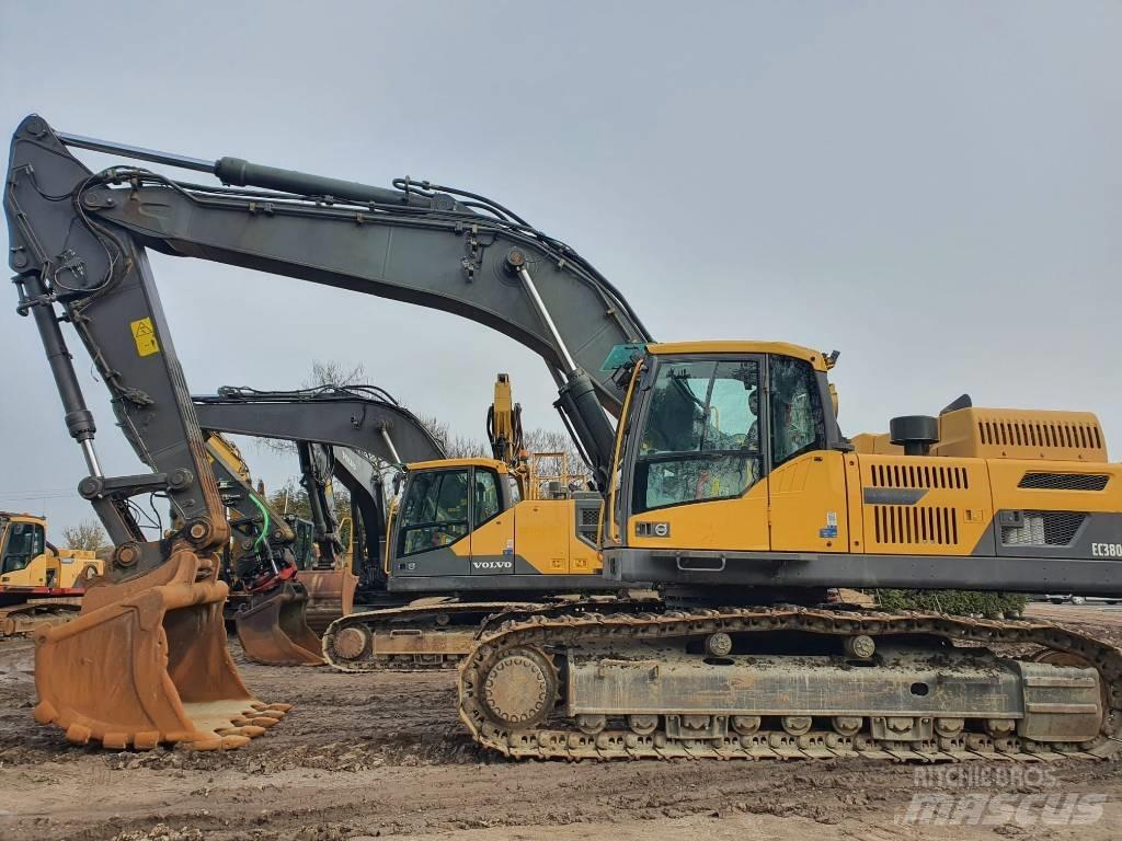 Volvo EC 380 D L Paletli ekskavatörler
