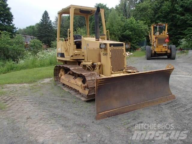CAT D 3 C Paletli dozerler