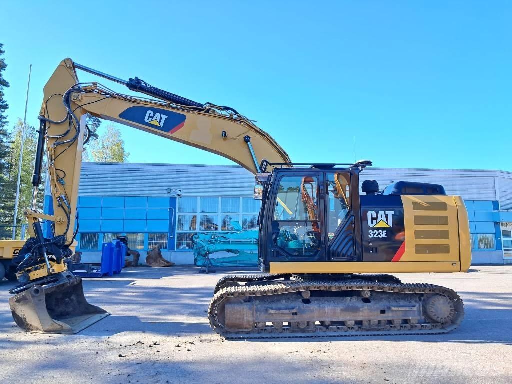 CAT 323 EL Paletli ekskavatörler