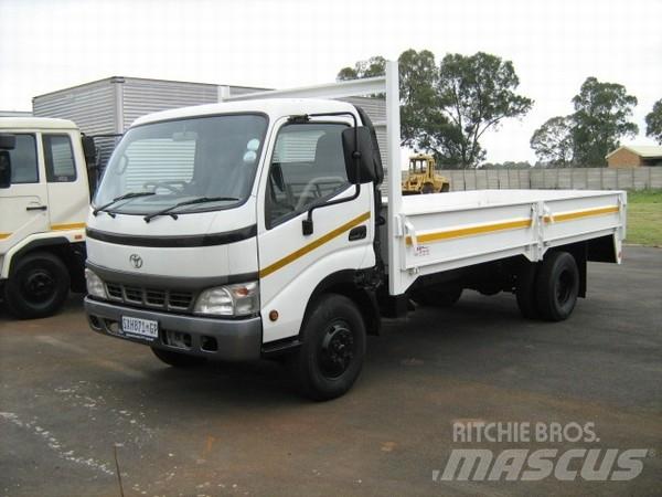 Toyota Dyna 7145 Flatbed kamyonlar