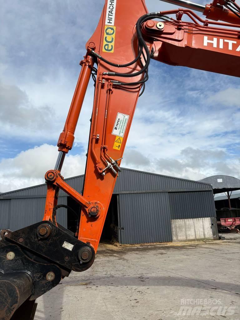 Hitachi 210LC Paletli ekskavatörler