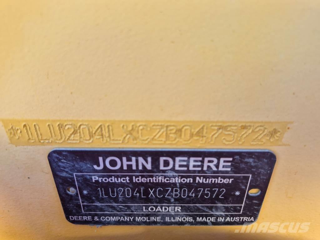 John Deere 204 L Tekerlekli yükleyiciler