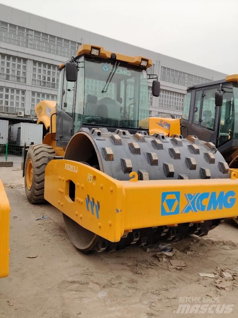 XCMG XS 203 J Tek tamburlu silindirler