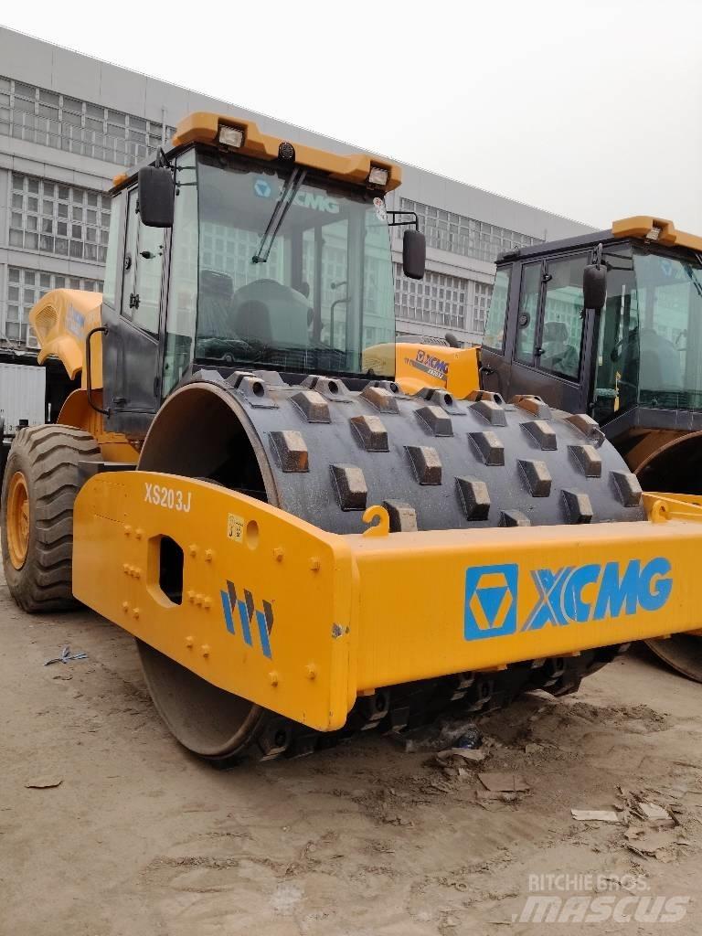 XCMG XS 203 J Tek tamburlu silindirler
