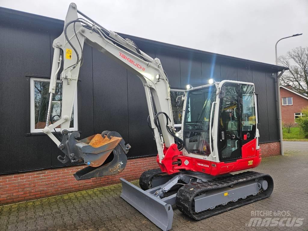 Takeuchi TB250-2 Atık taşıma araçları