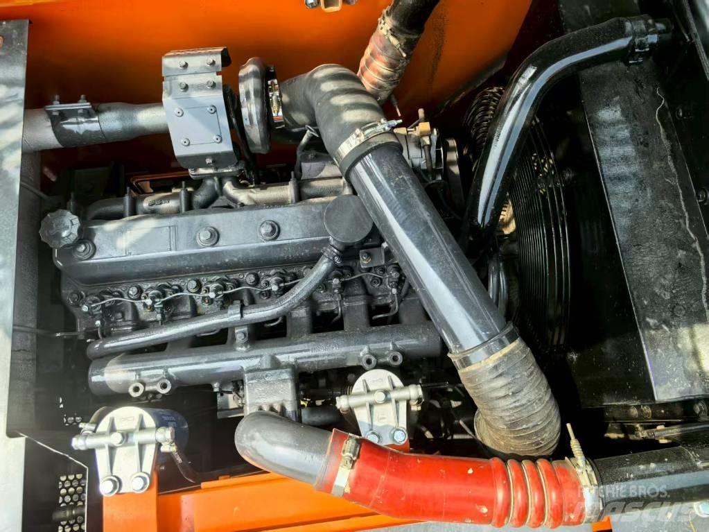 Doosan DX 225 LC Paletli ekskavatörler