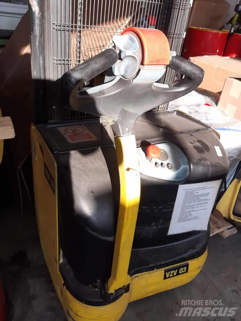 Hyster S 1.2 Yaya kumandali istif makinasi