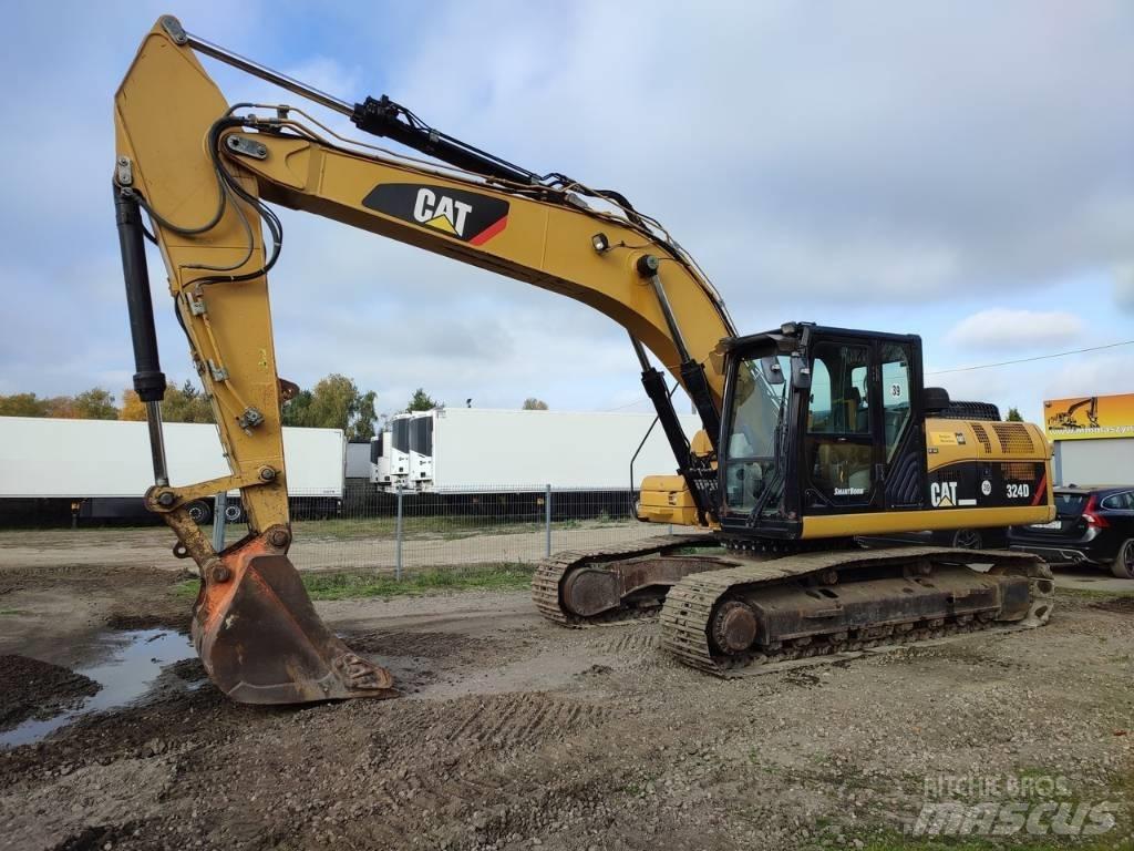 CAT 324 D Paletli ekskavatörler