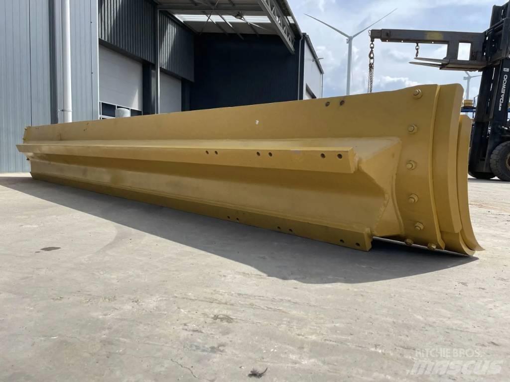 CAT 12G Moldboard Greyder biçaklari