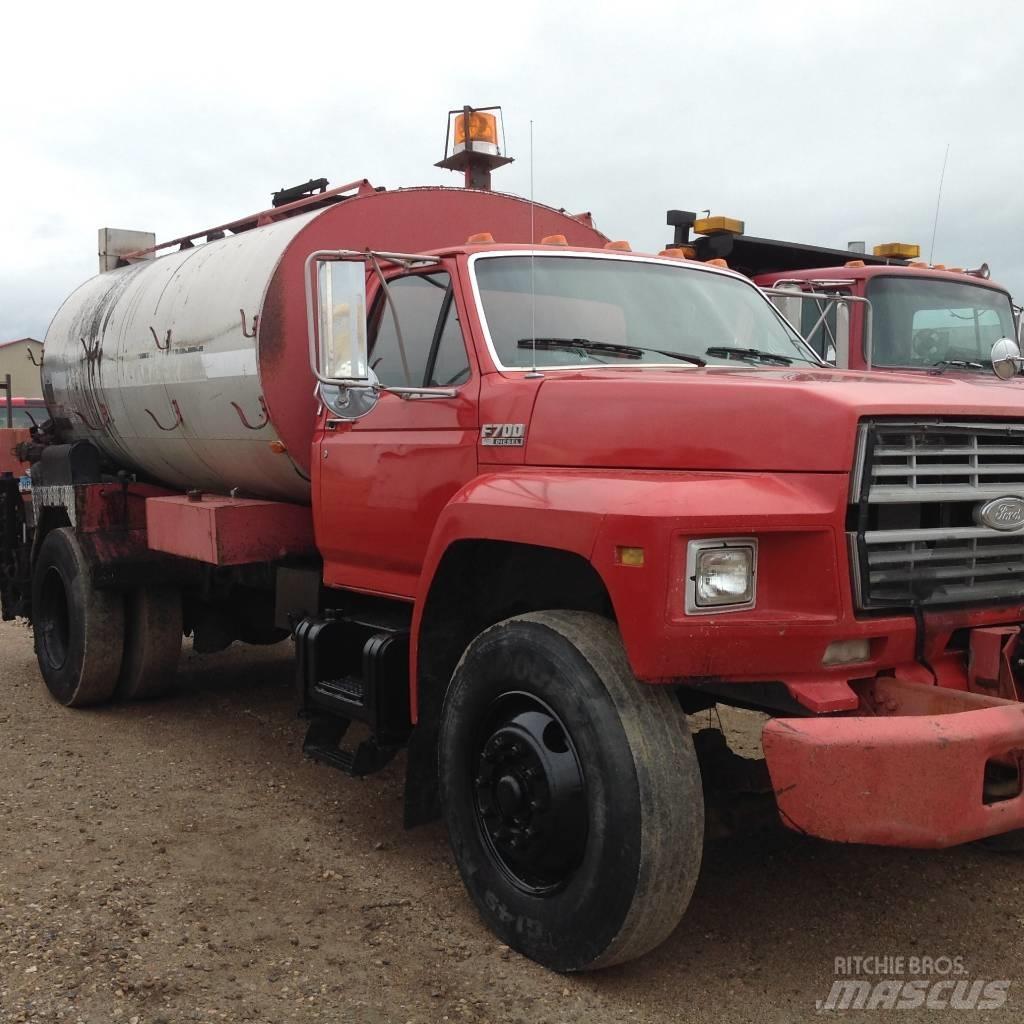 Ford F 700 Transmikserler