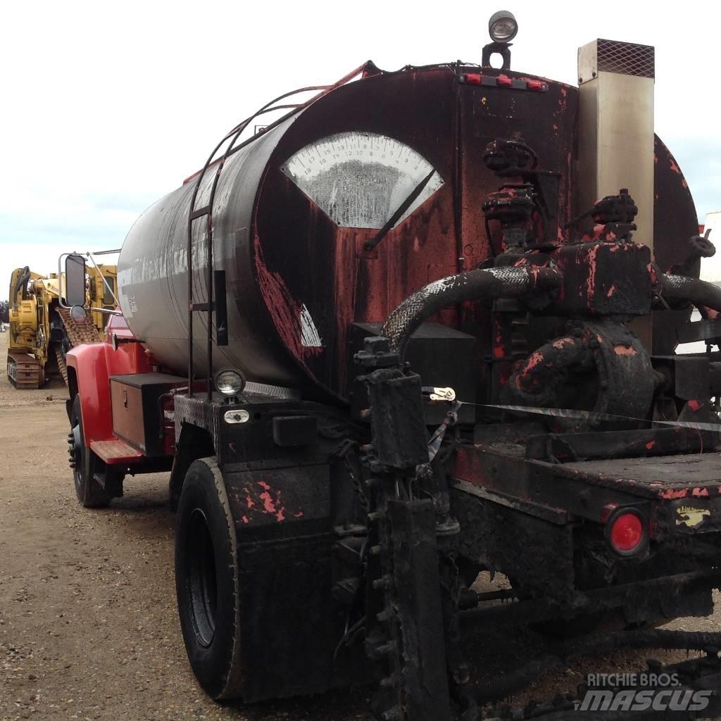 Ford F 700 Transmikserler