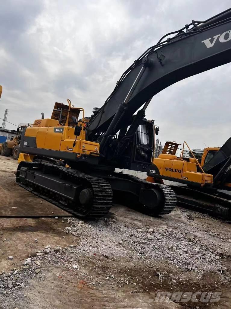 Volvo EC 480 D L Paletli ekskavatörler