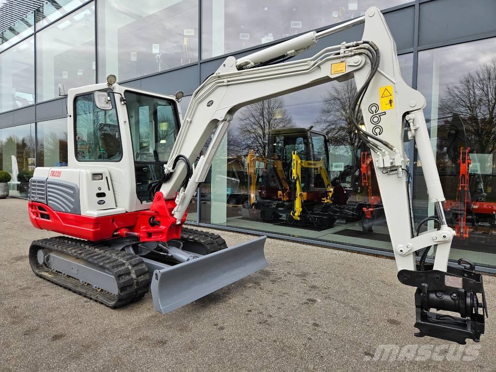Takeuchi TB 235 Mini ekskavatörler, 7 tona dek