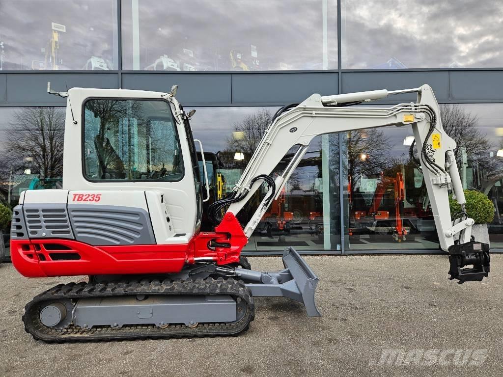 Takeuchi TB 235 Mini ekskavatörler, 7 tona dek