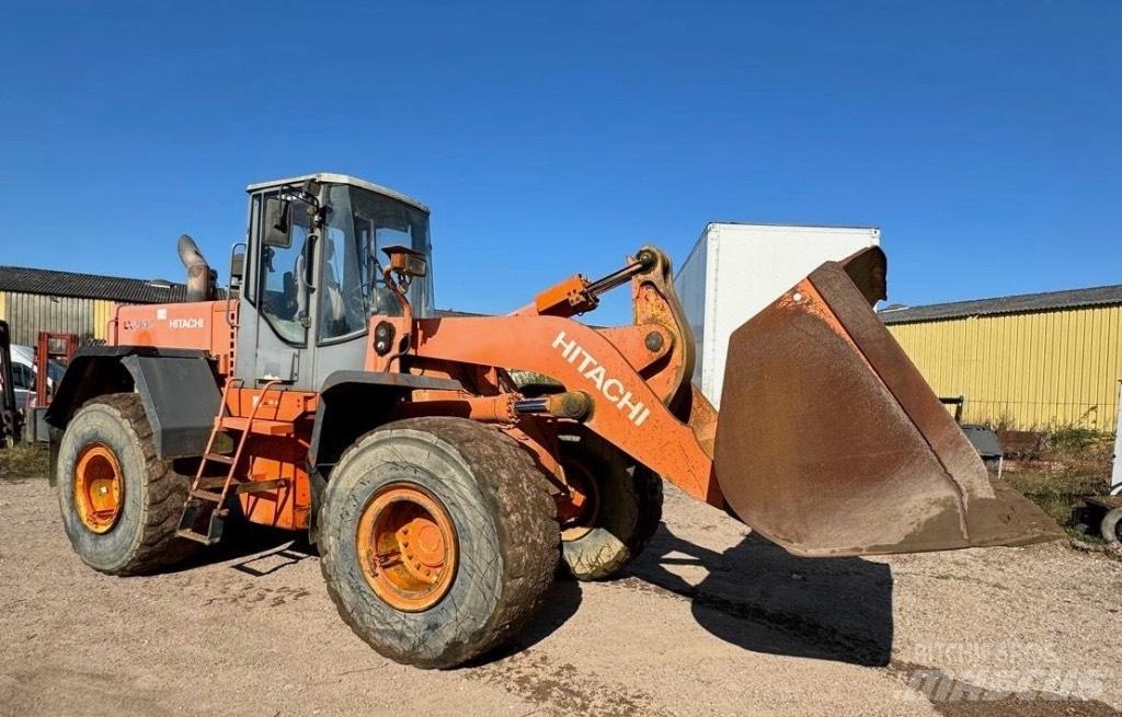 Hitachi LX 210 E Tekerlekli yükleyiciler