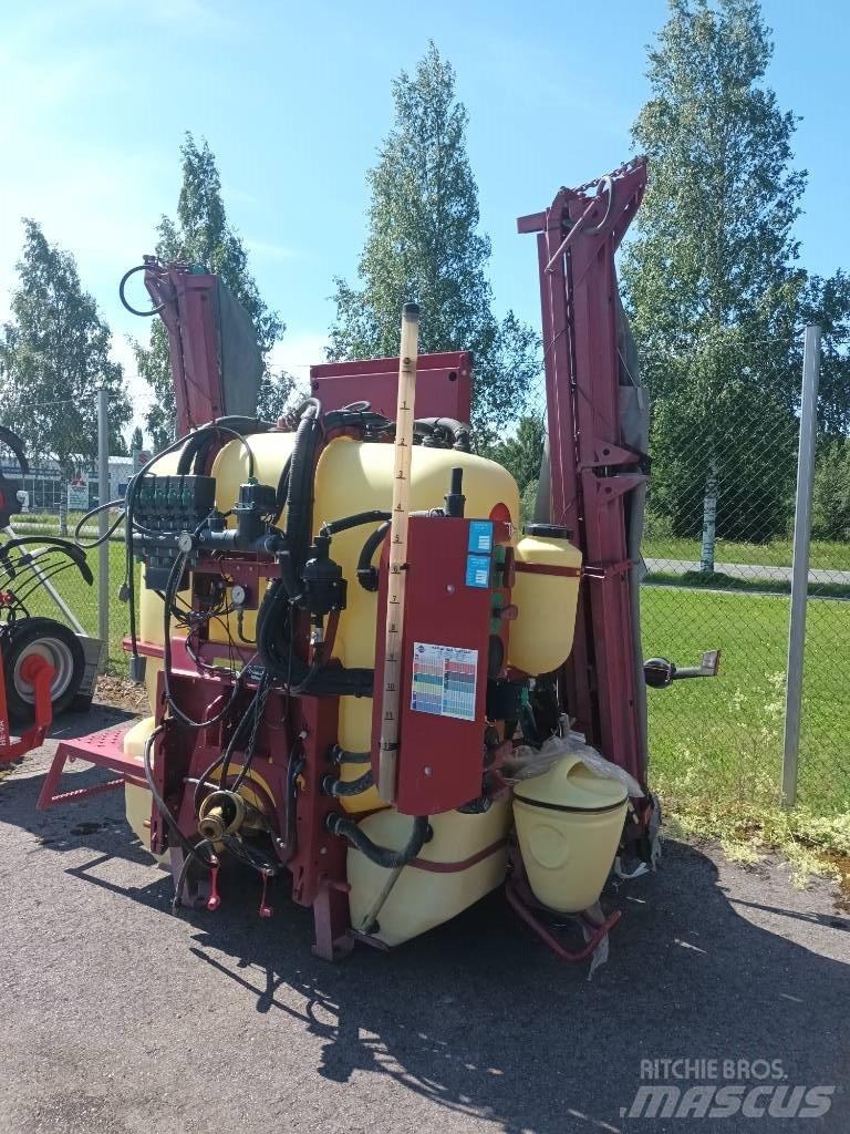 Hardi Master Twin Çekilir pülverizatörler