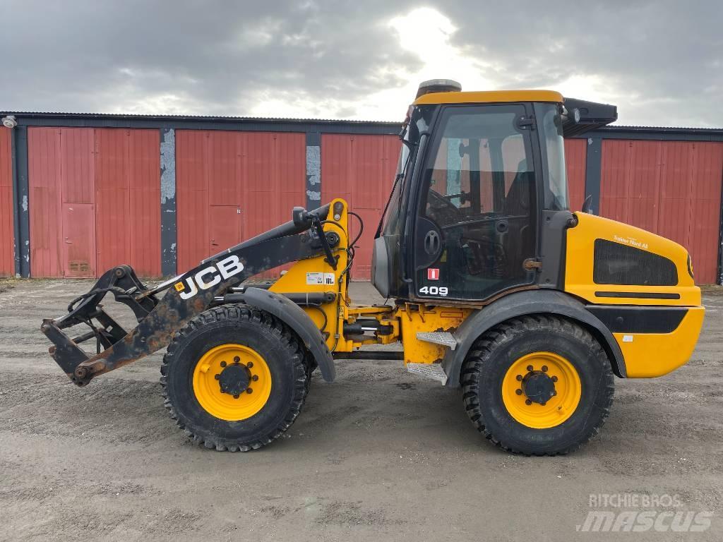 JCB 409 Tarimsal teleskopik yükleyiciler