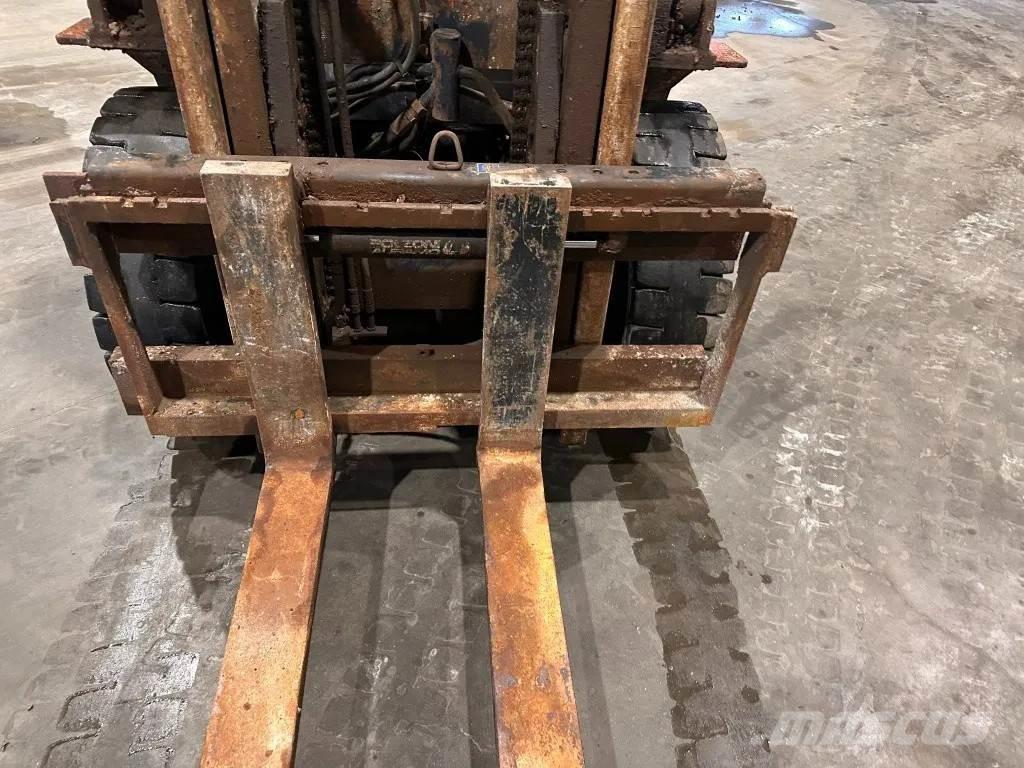Komatsu FD 35 Dizel forkliftler