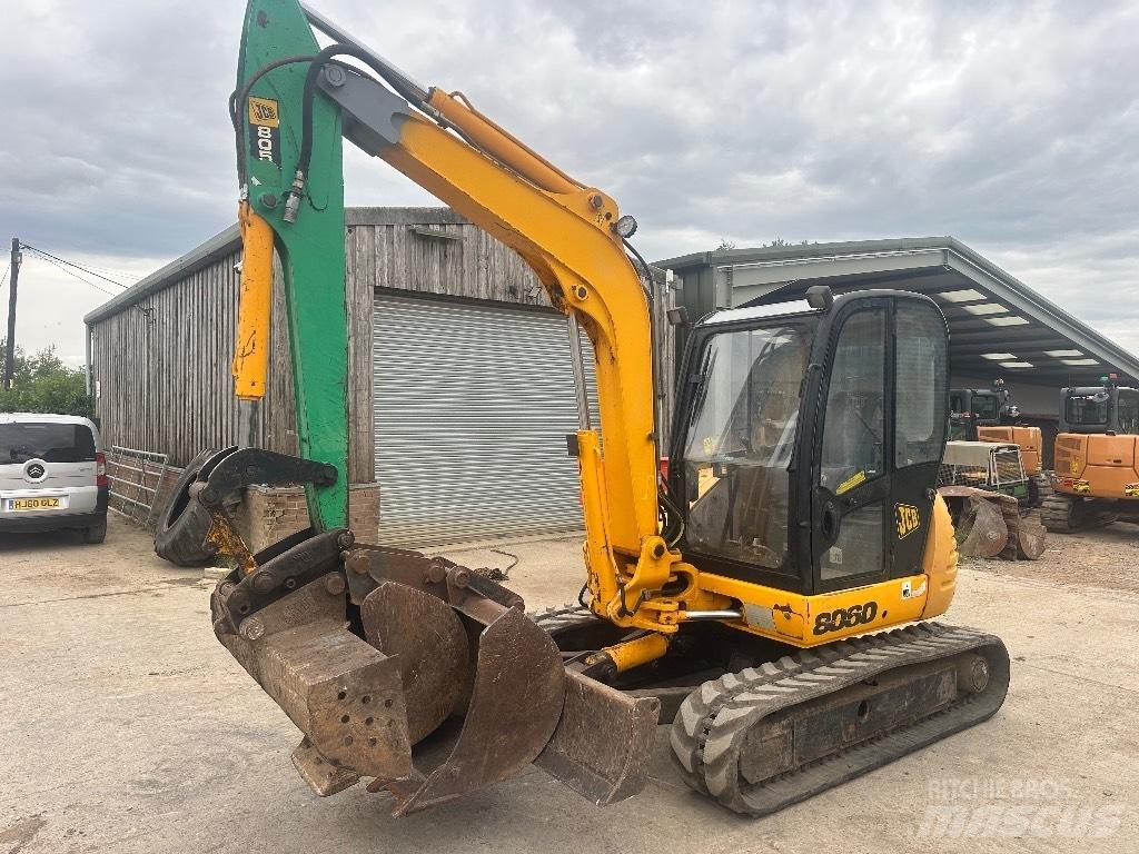 JCB 8060 Mini ekskavatörler, 7 tona dek
