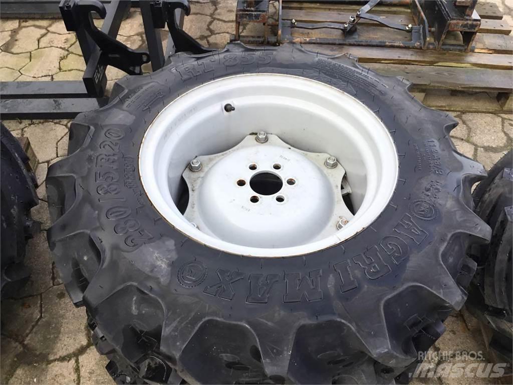 BKT 280/85R20 Tekerlekler