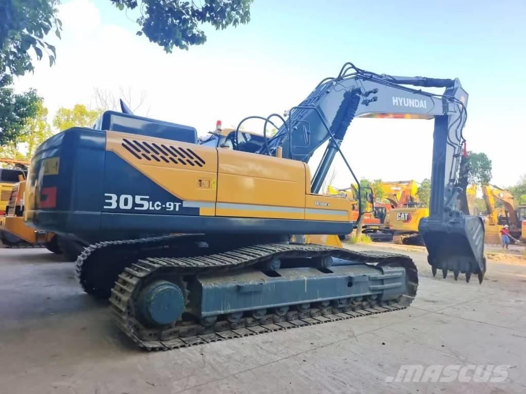 Hyundai R 305 LC-9T Paletli ekskavatörler