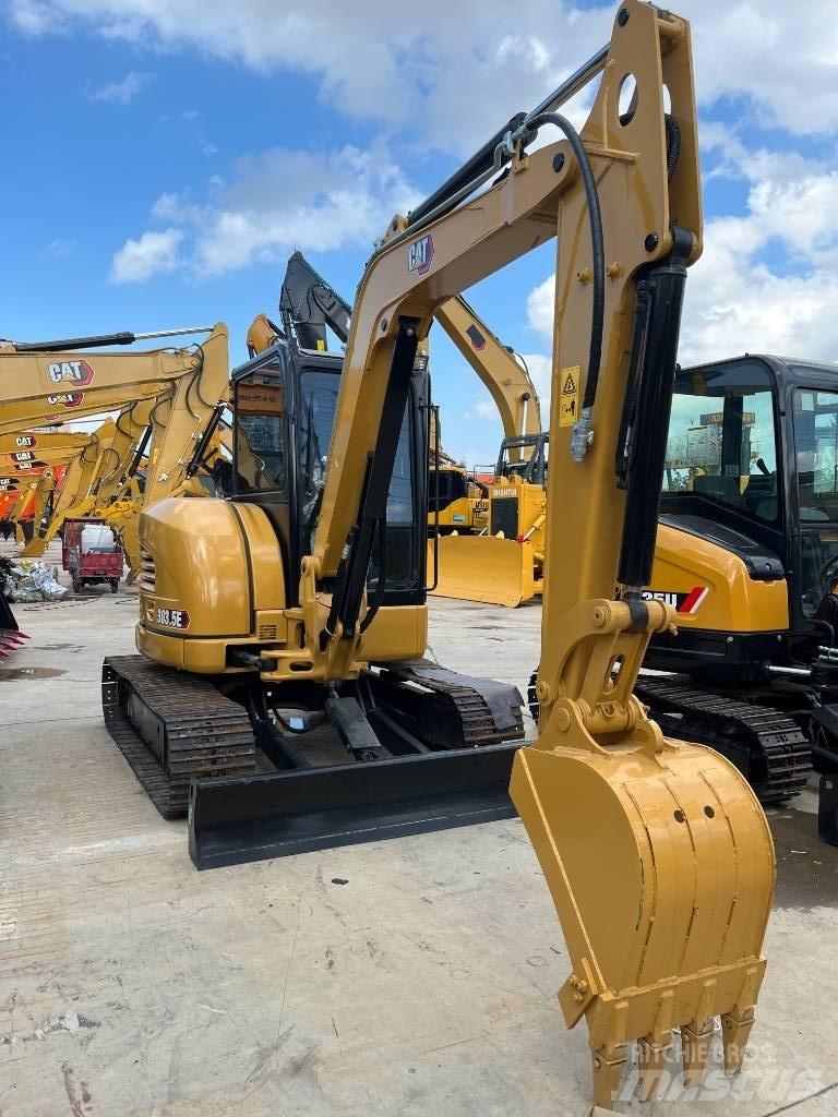 CAT 303.5E2 Mini ekskavatörler, 7 tona dek