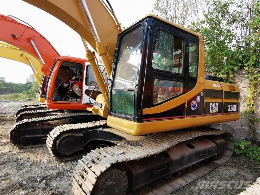 CAT 320 B L Paletli ekskavatörler