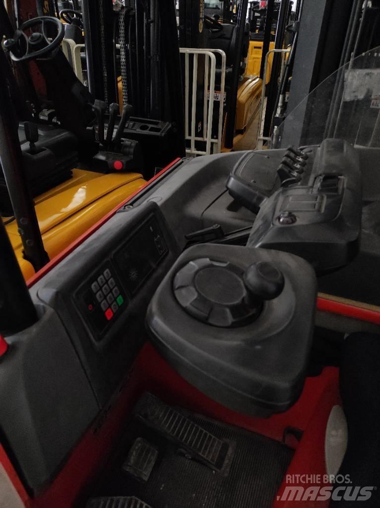 BT RR E 160 M Reach truck - depo içi istif araçları