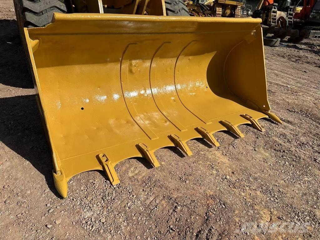 CAT 966H Tekerlekli yükleyiciler