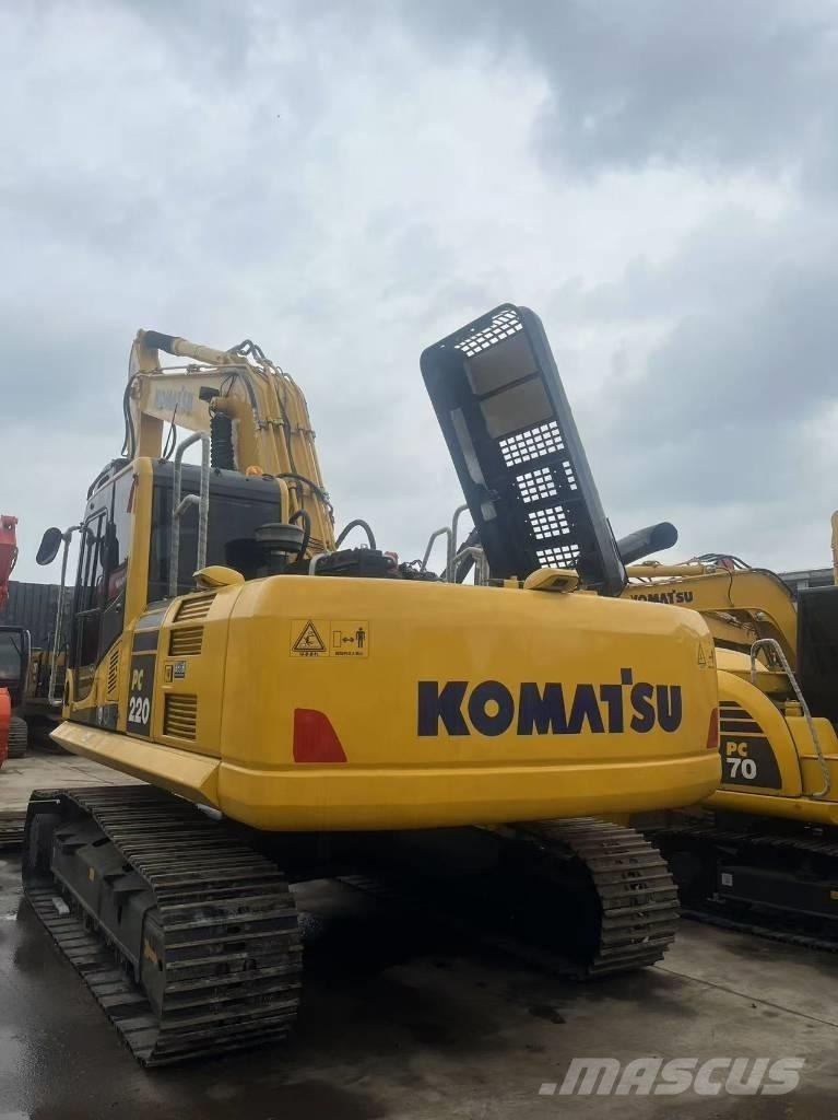 Komatsu PC 220-8N1 Paletli ekskavatörler